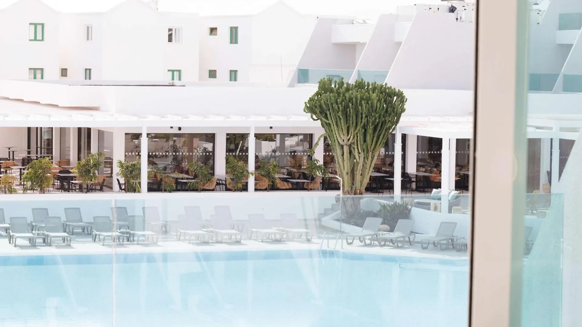 Radisson Blu Resort, Lanzarote Adults Only Costa Teguise