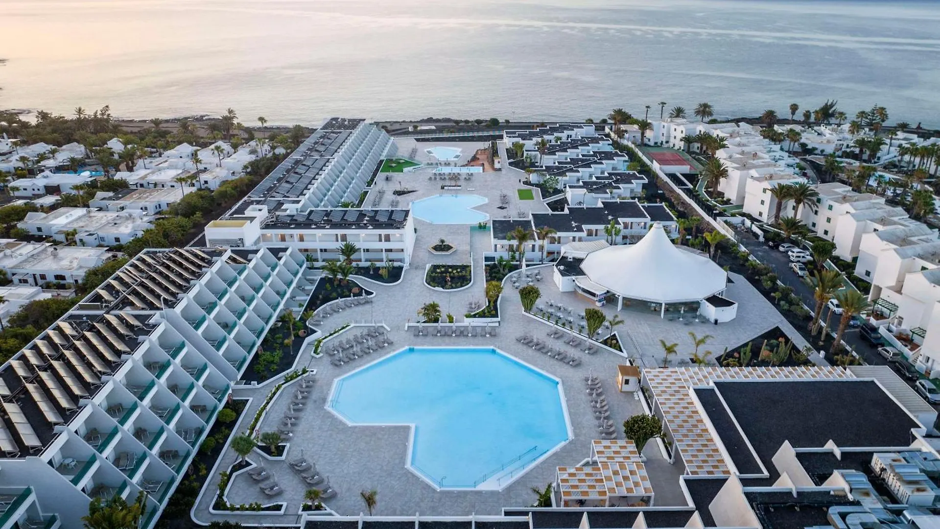 Radisson Blu Resort, Lanzarote Adults Only Costa Teguise 4*,