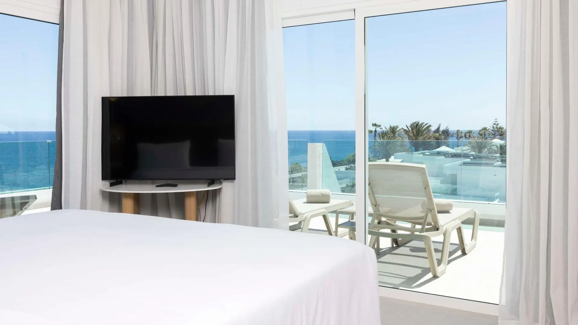 Hotel Radisson Blu Resort, Lanzarote Adults Only Costa Teguise